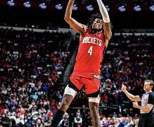 亚特兰大发布备战花絮；今晨豪取连胜；NBA总决赛任务艰巨；高层口径保持一致(亚特兰大最新阵容及身价一览表)