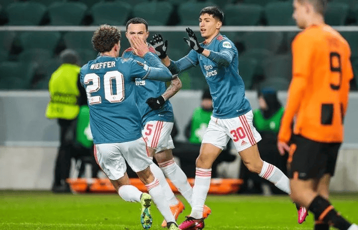 费耶诺德vs乌德勒支左天晚上比赛结果